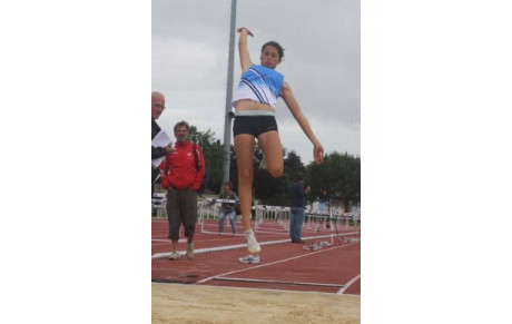 Pré-France d'Héptathlon : Laureen 4éme!