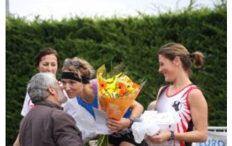 Cross de Saintes: Valérie l'emporte!