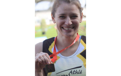 Mélanie: Championne de France du 4x400